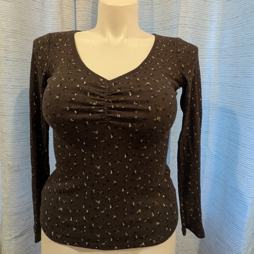 Old Navy Brown Floral V-Neck Blouse - M